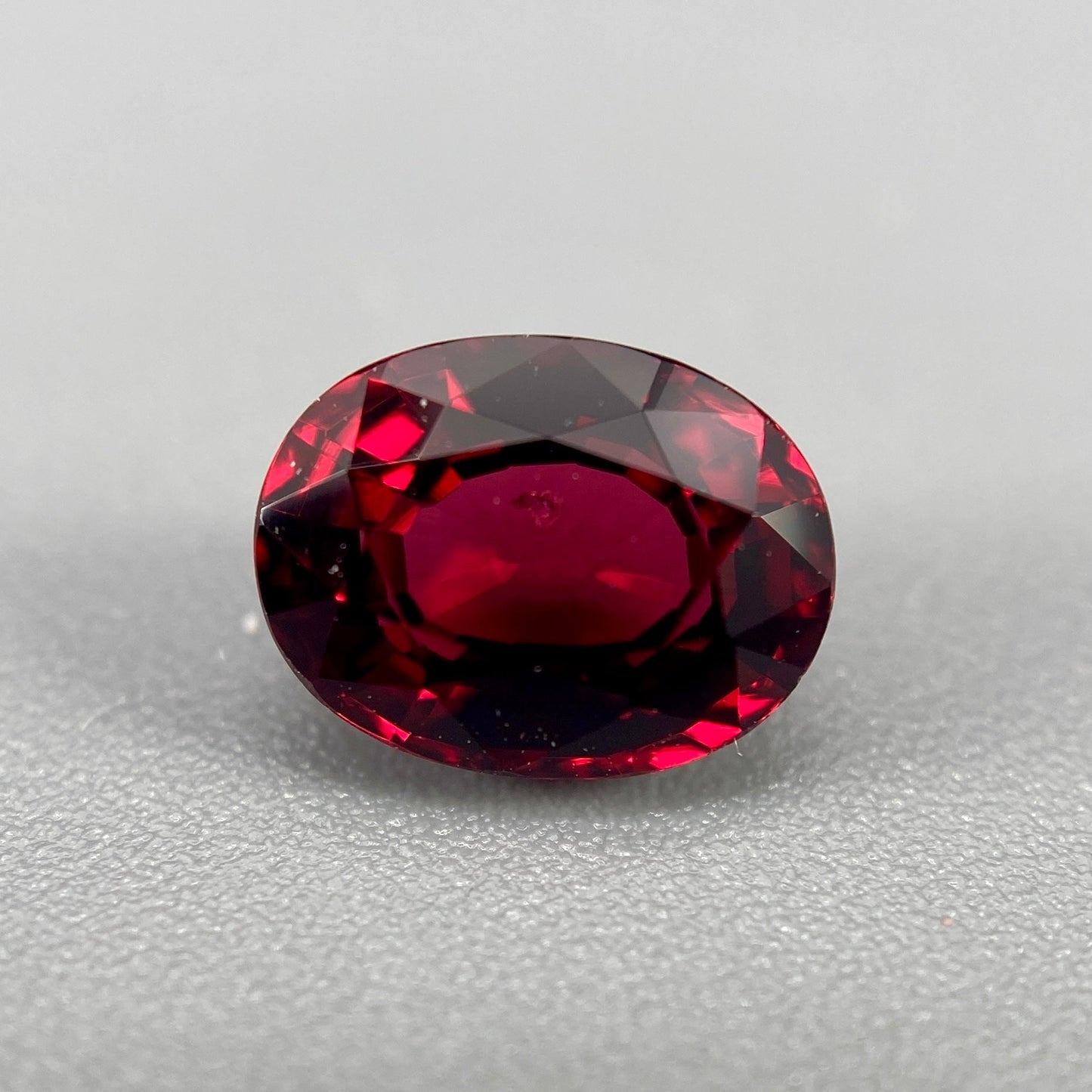 Burmese Spinel Gemstone | 1.31ct Oval | Crimson Red