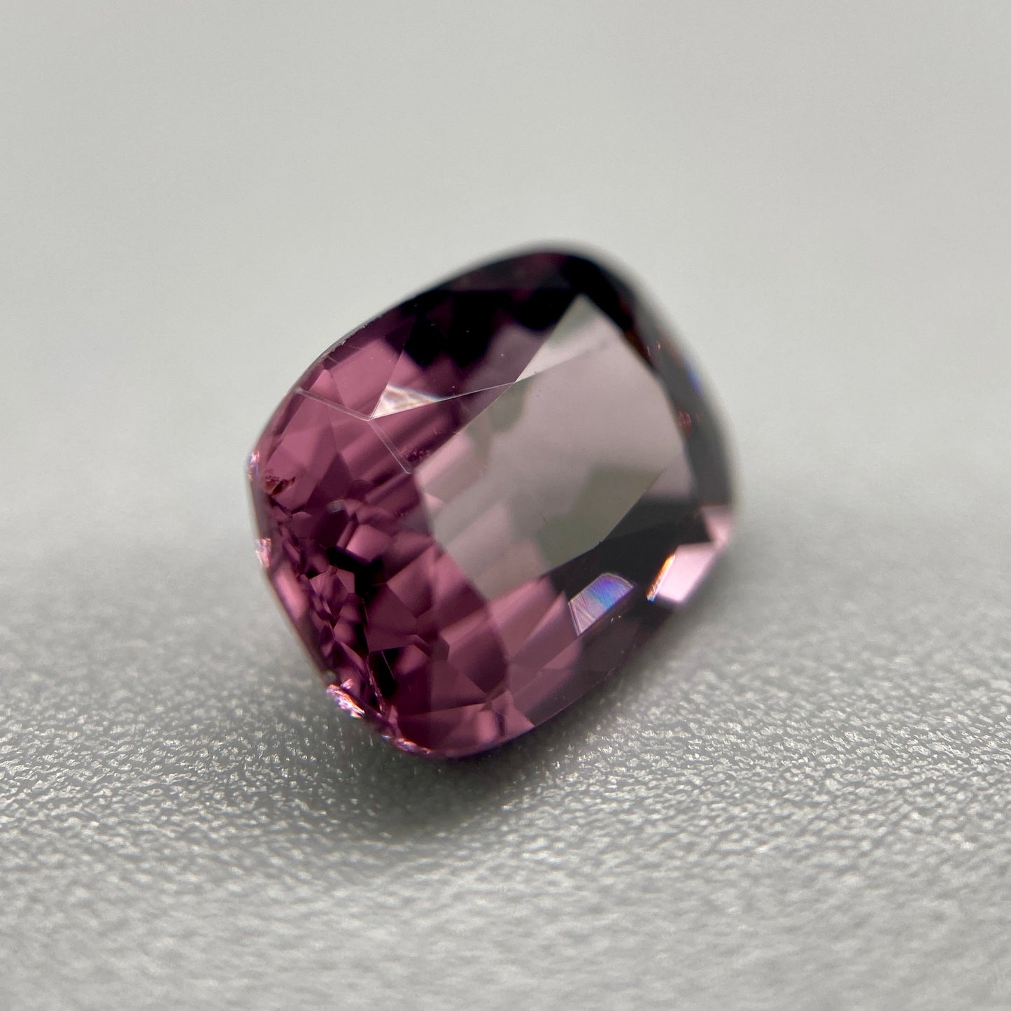 Burmese Spinel Gemstone | 1.55ct Elongated Cushion | Violet Rose