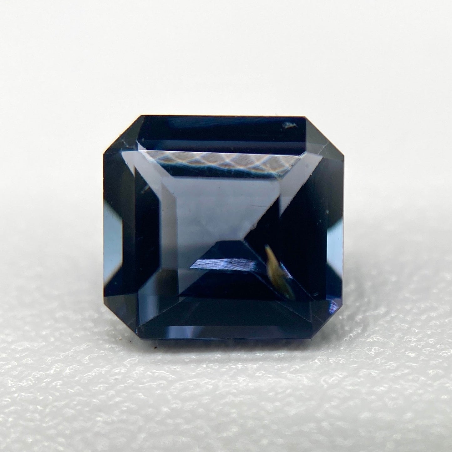 Burmese Spinel Gemstone | 0.90 ct Square Emerald | Inky Blue Violet