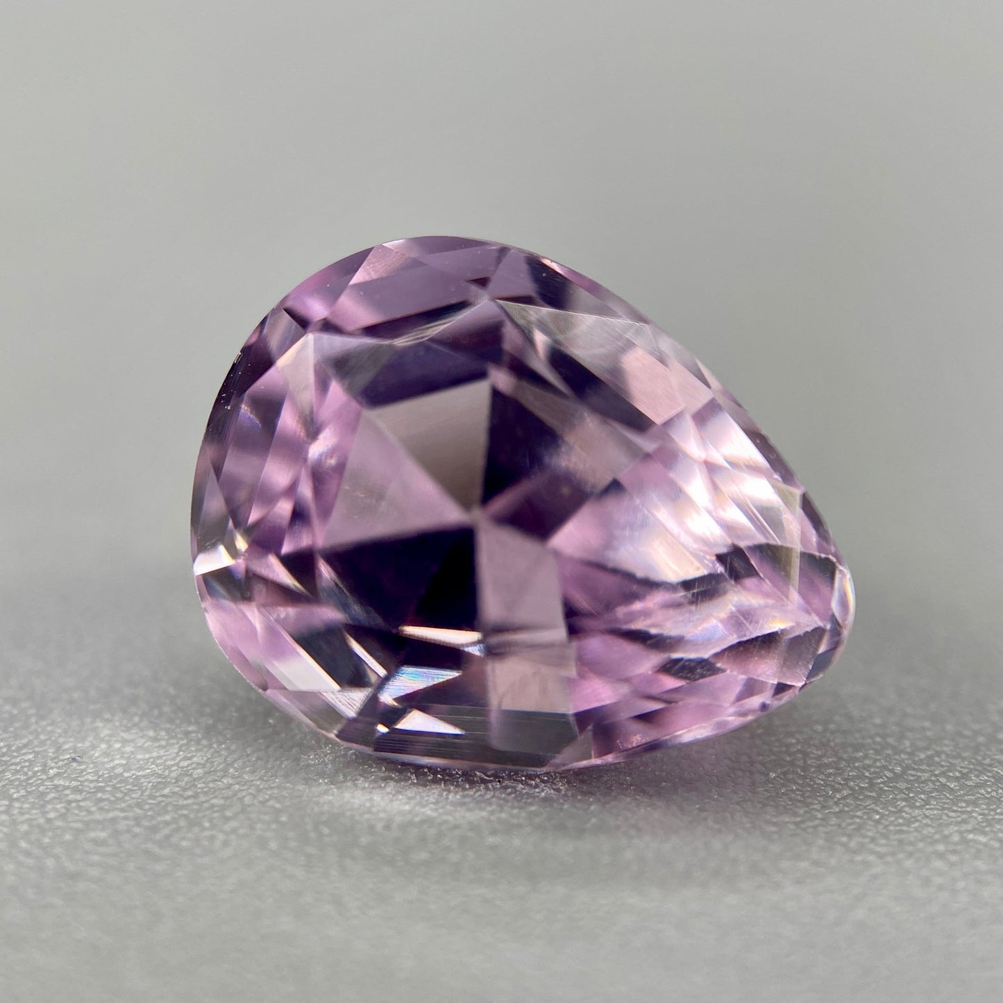 3.70 ct. Kunzite