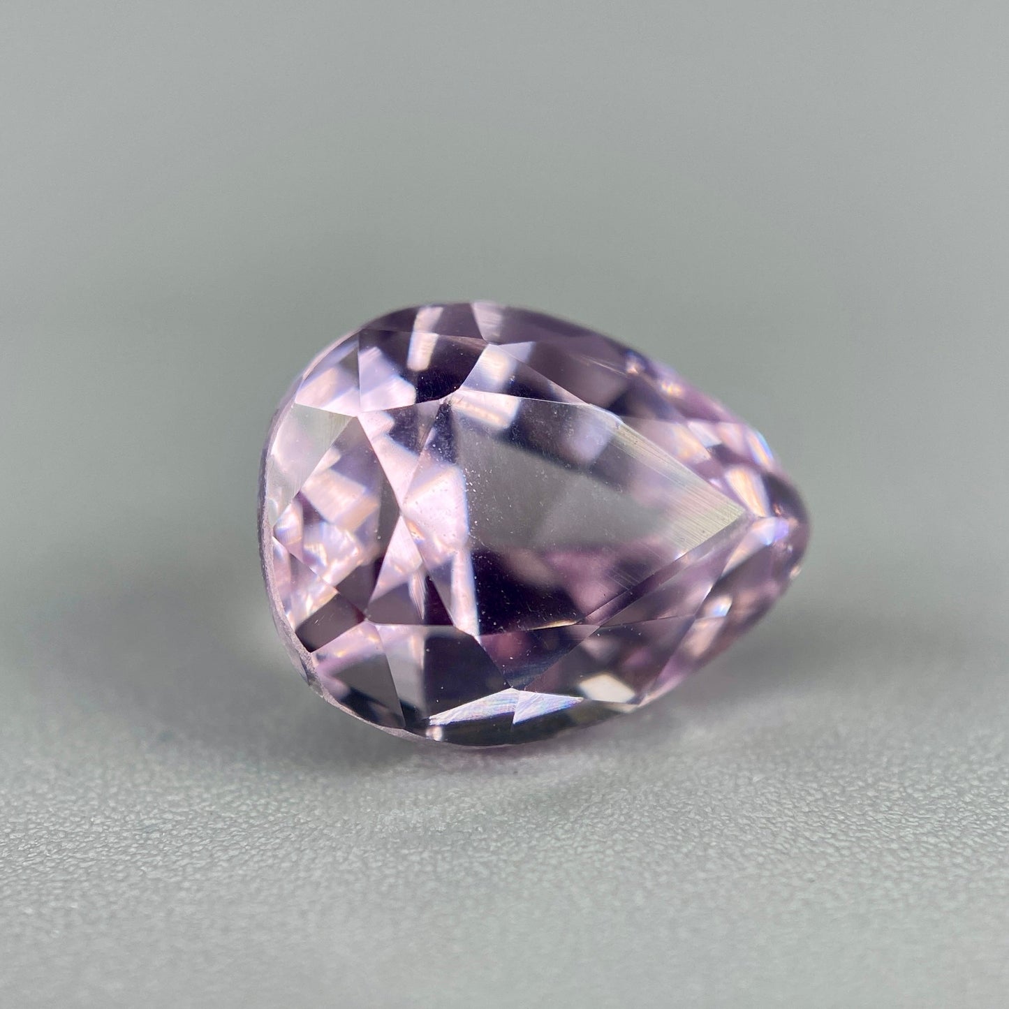 3.70 ct. Kunzite