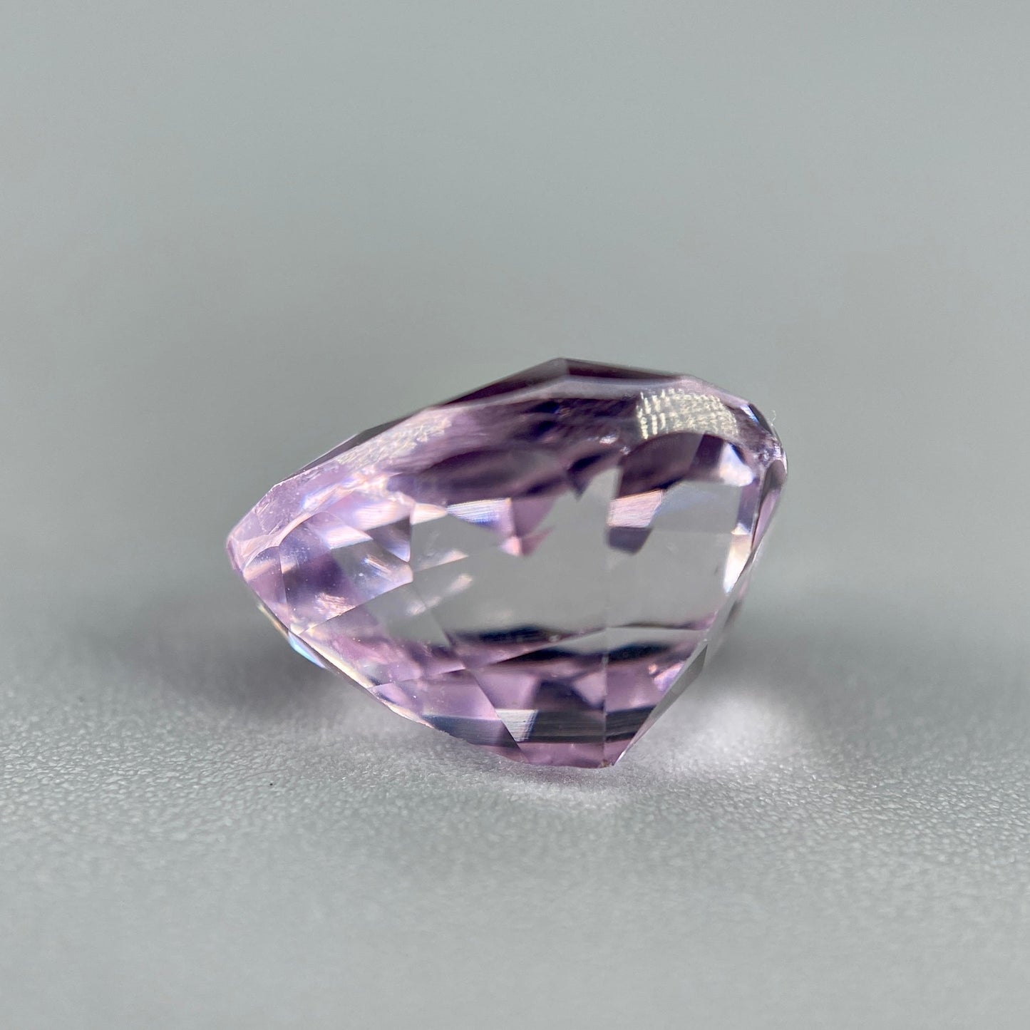 3.70 ct. Kunzite