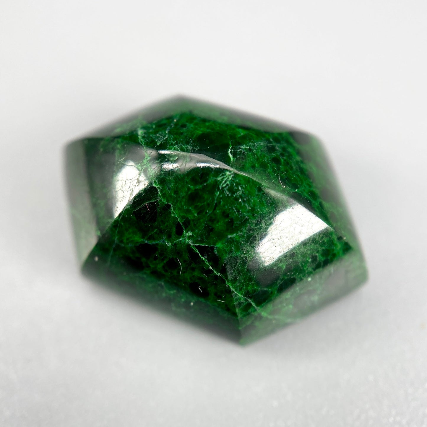 18.92 ct. Maw Sit Sit Hexagonal Cabochon