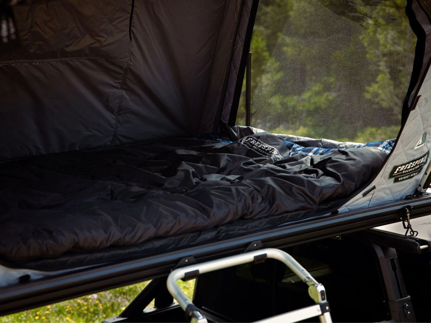 goFSR Odyssey Series 55" Rooftop Tent: 2-3 Person